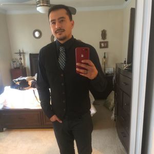 Meet your Posher, Luis